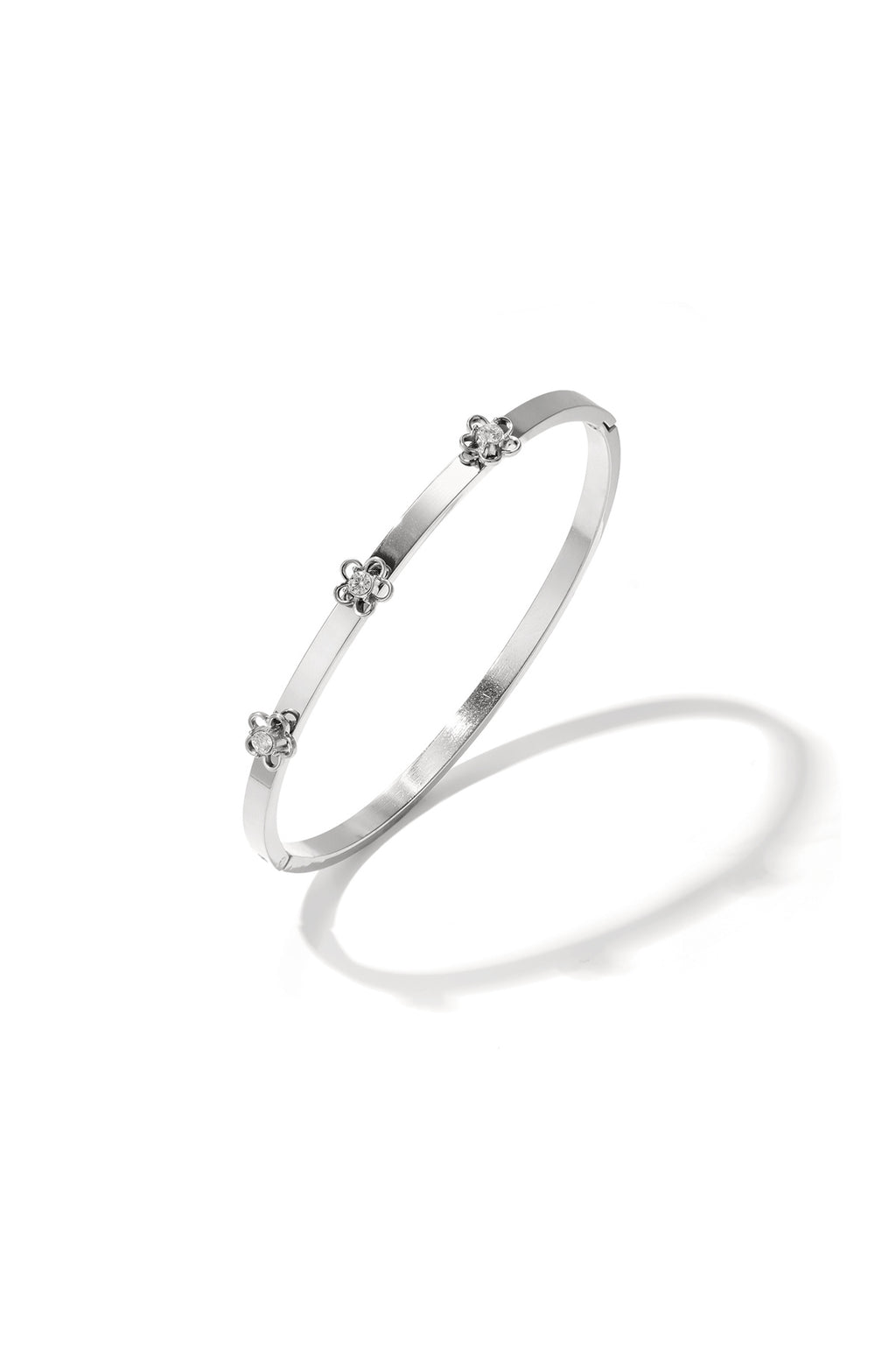 Bracelet orné de motifs floraux et de strass