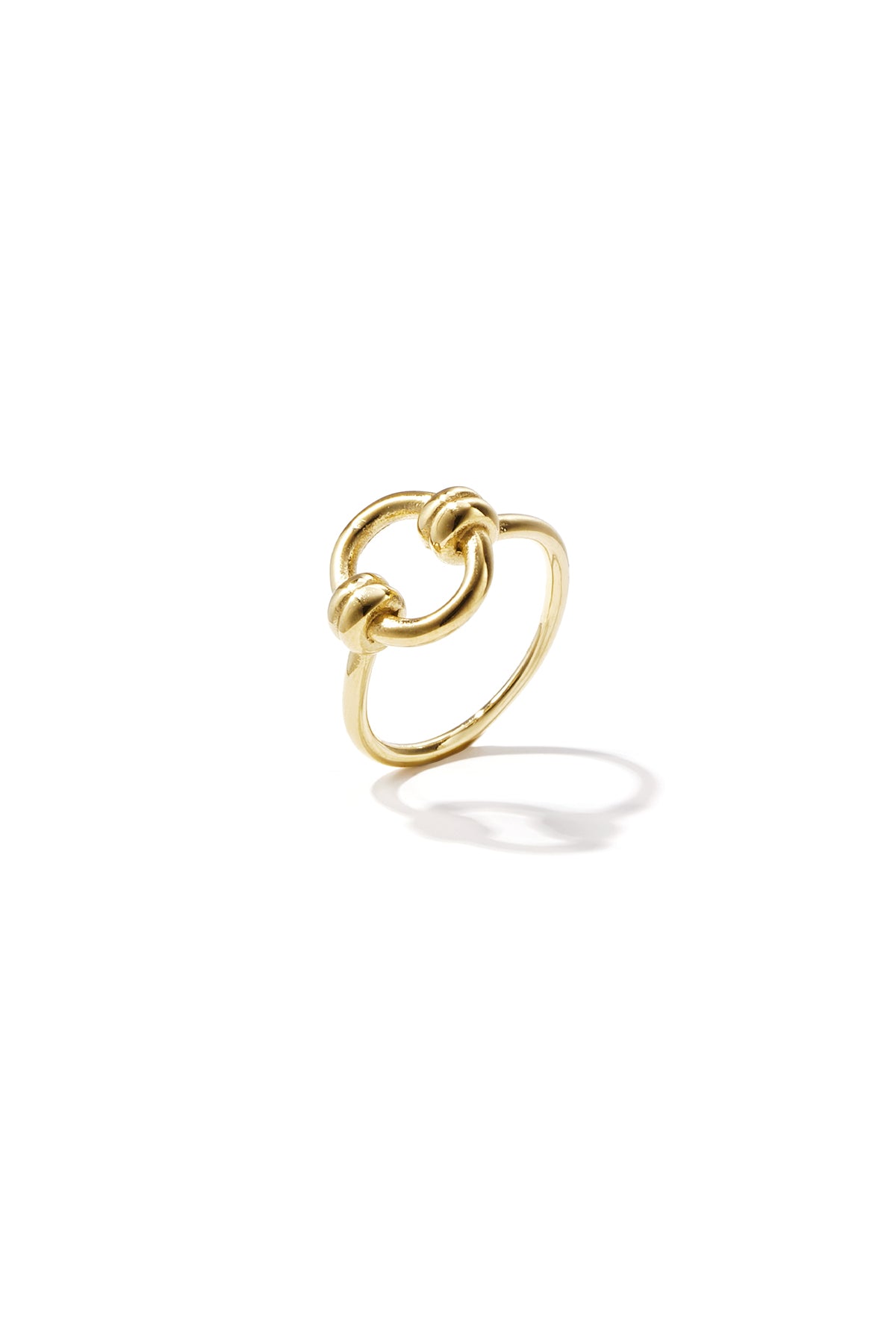 Bague minimaliste avec cercle