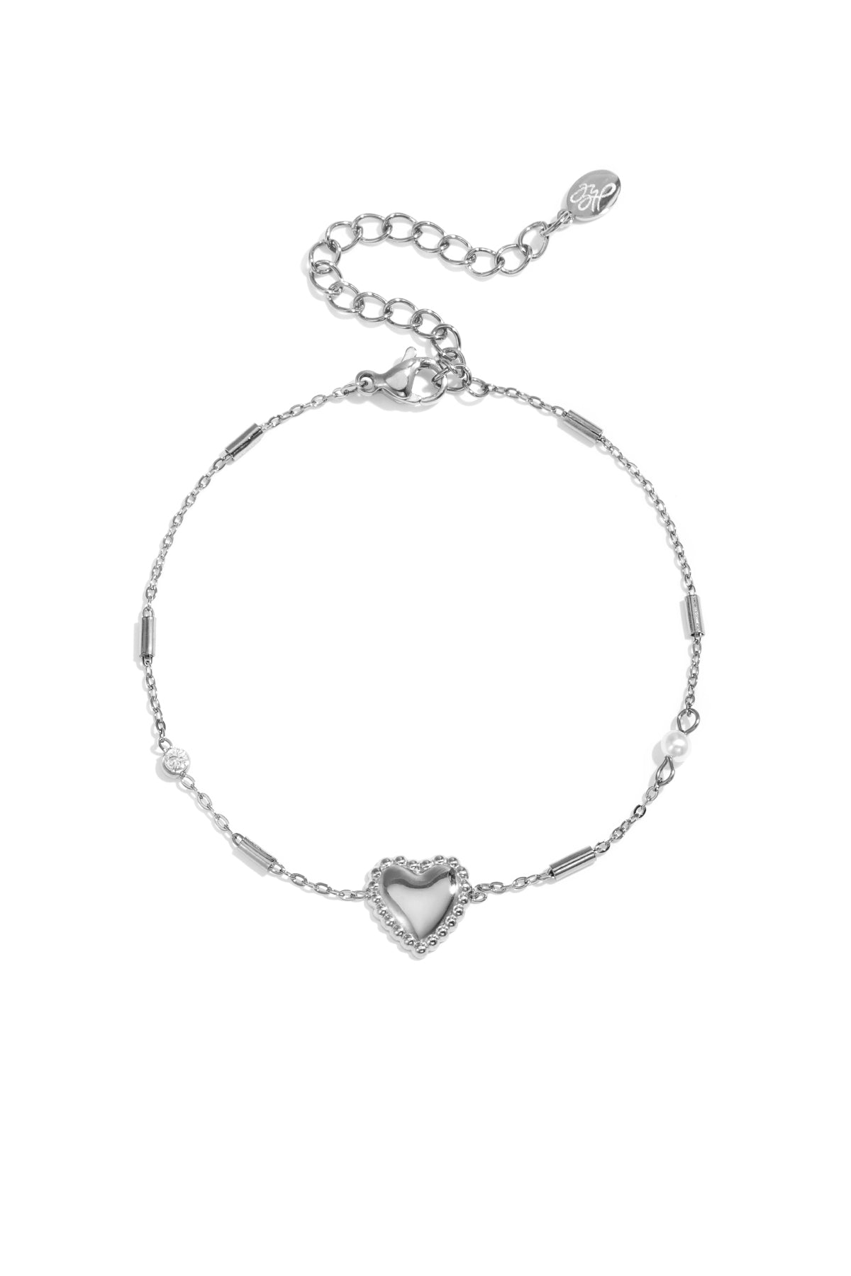 Bracelet orné de perles, de pierres et d'un cœur imposant