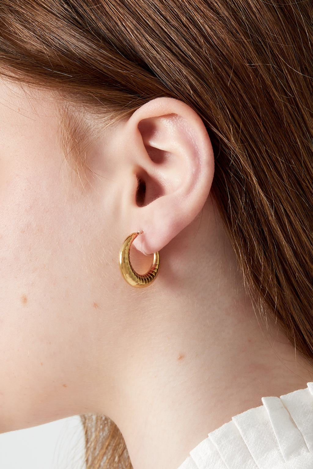 Boucles d'oreilles créoles à clip audacieuses
