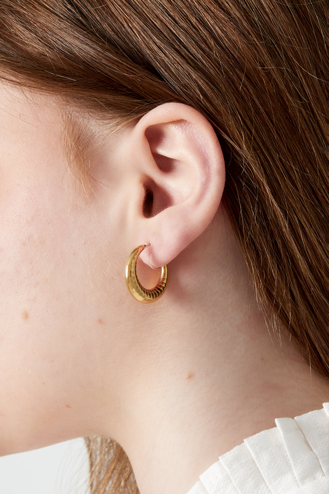 Boucles d'oreilles créoles à clip audacieuses