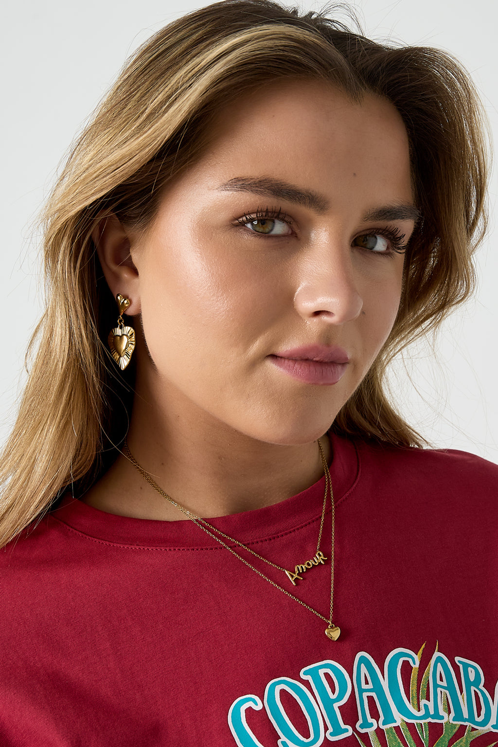 Collier à plusieurs rangs avec cœur