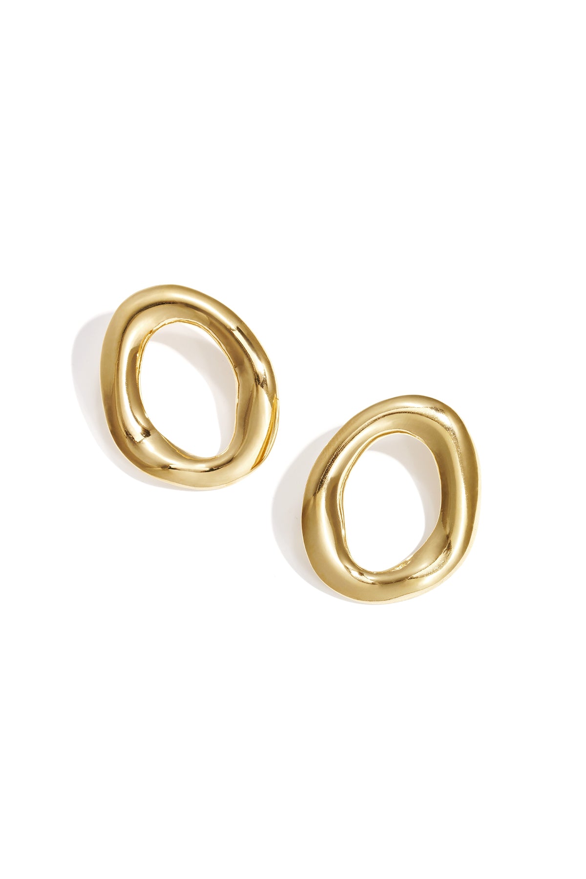 Boucles d'oreilles ovales à la forme organique