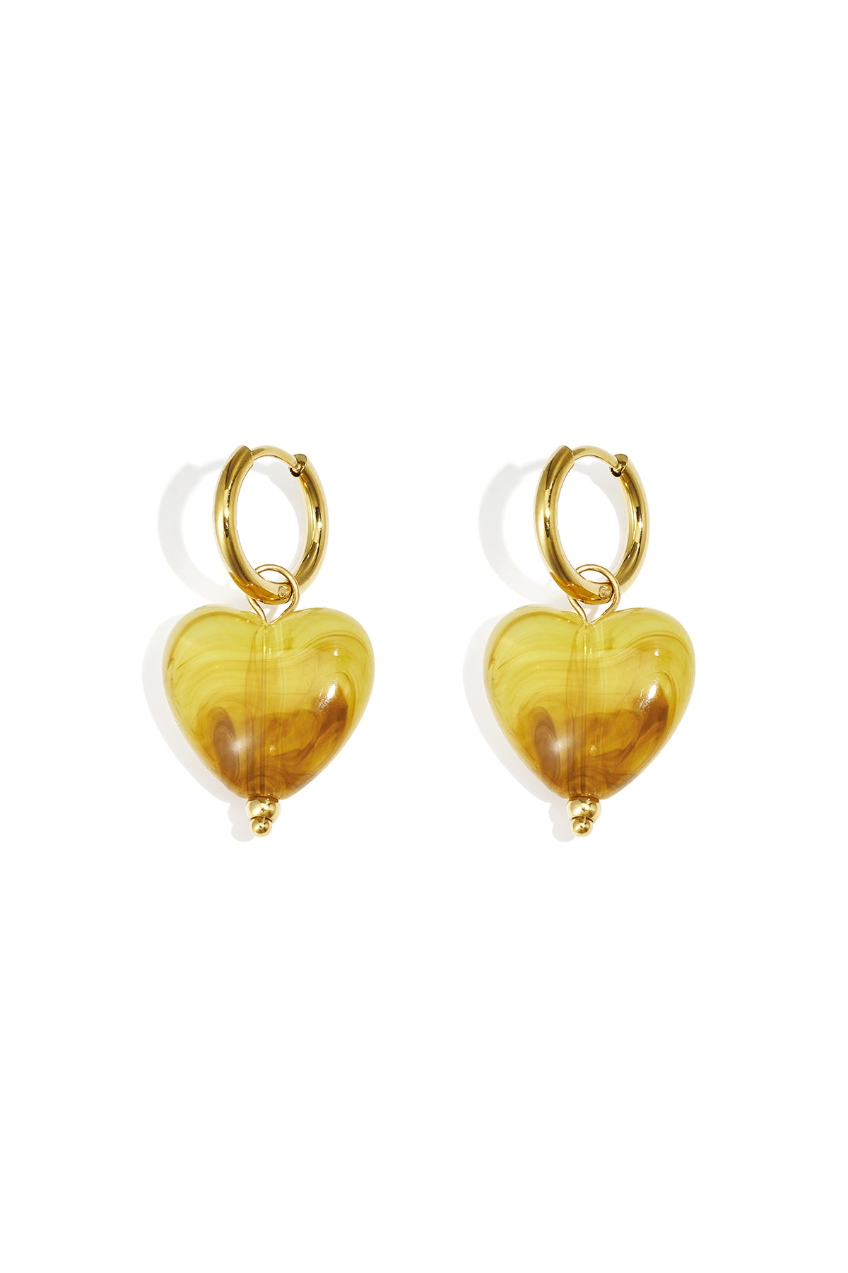 Boucles d'oreilles avec des perles en forme de cœur