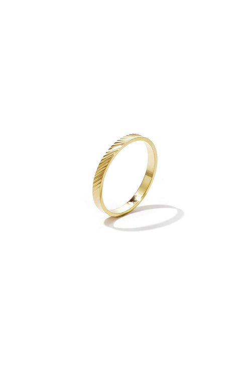 bague imposante en acier inoxydable ornee de perles elegante