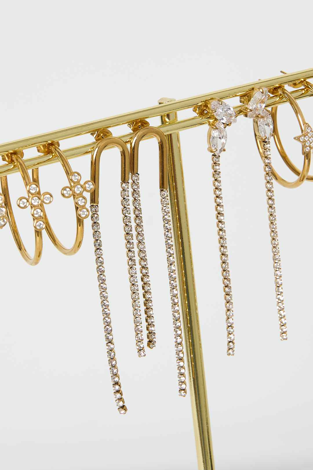Boucles d'Oreilles Pendantes Chaîne & Strass - Brillez Sans Effort le Soir Femme