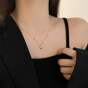 Collier avec pendentif cœur