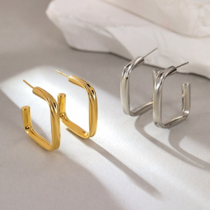 Boucles d'oreilles à ouverture en forme de C