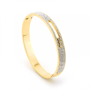 Bracelet en acier titane orné de trois diamants