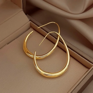 Boucles d'oreilles créoles ovales à aiguilles