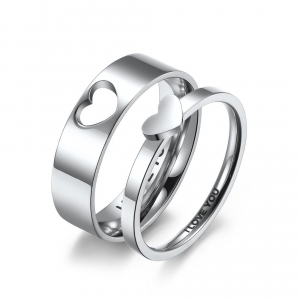 Bague de couple en acier titane, en forme de cœur creux