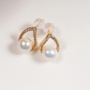 Boucles d'oreilles aiguilles et perles