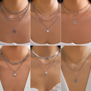 Ensemble colliers avec pendentif étoile