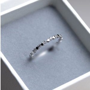 Bague ultra-fine zircon en forme d'étoile